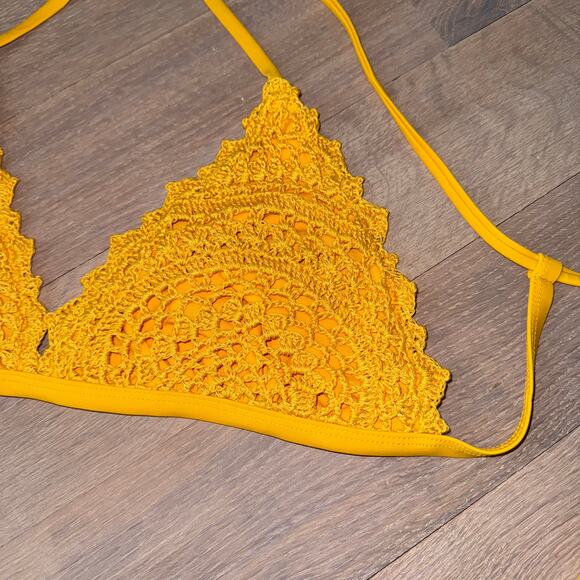 NEW NWOT “70’s Vintage Inspo” Crochet Triangle Bikini Top, GoldenYellow,Marigold - Picture 3 of 7